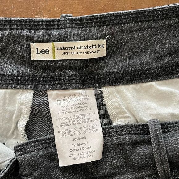 Lee Natural Straight Leg || SZ 12 Short || Dark Wash - Picture 8 of 9